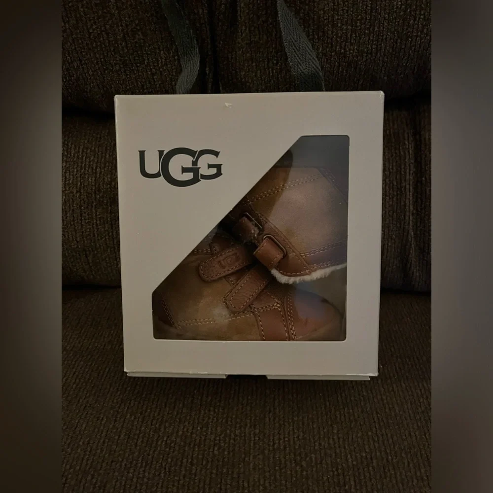 NIB UGG Rennon II Baby Booties Size 02/03 (6-12 Months)